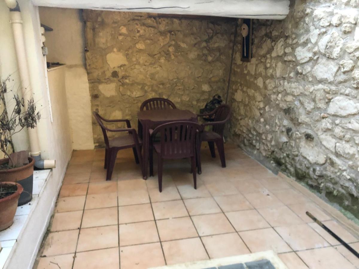 Appartement Hoche à Coursan Extérieur photo